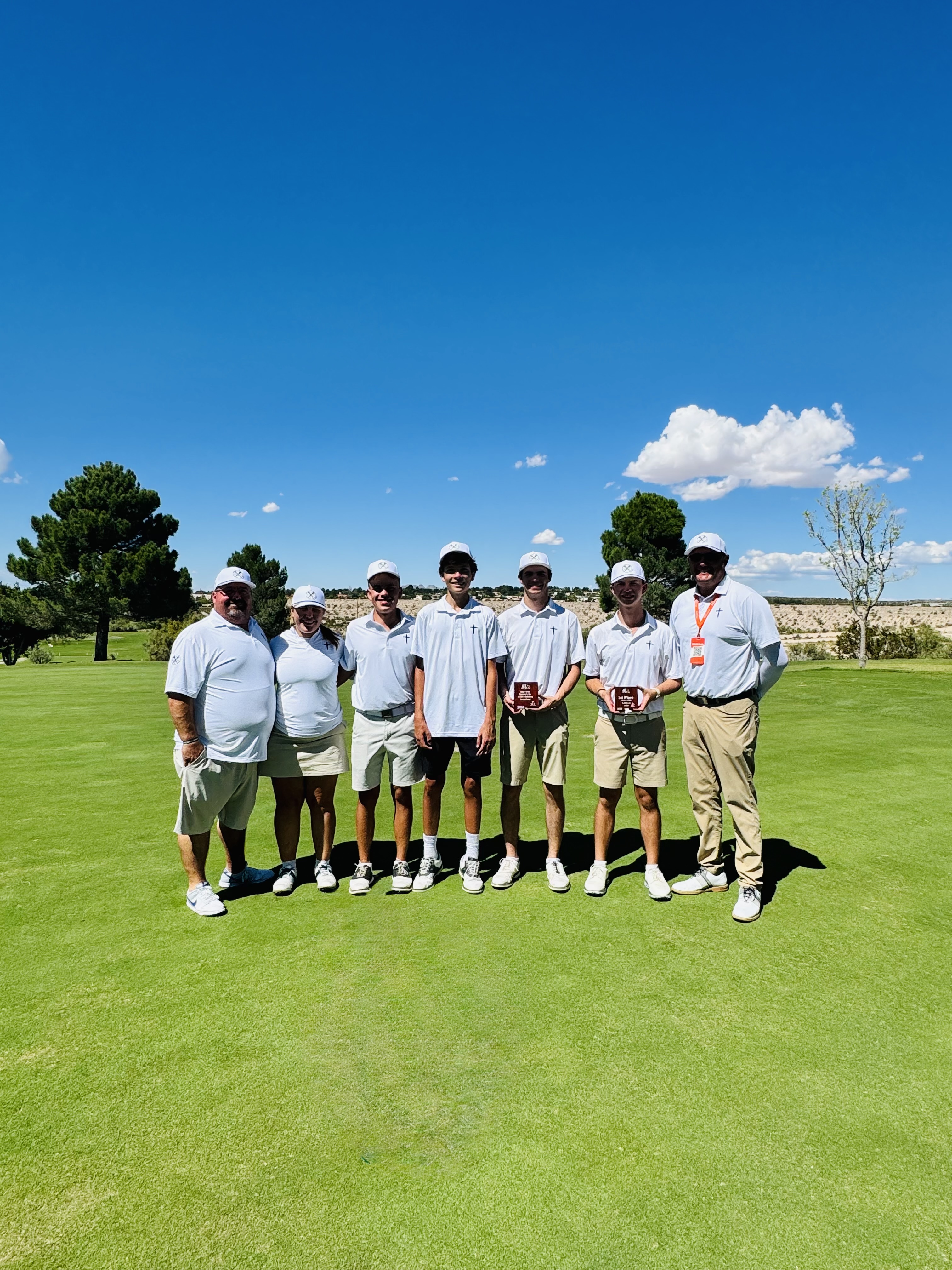 SonBlazers golf team at LCHS Invitational