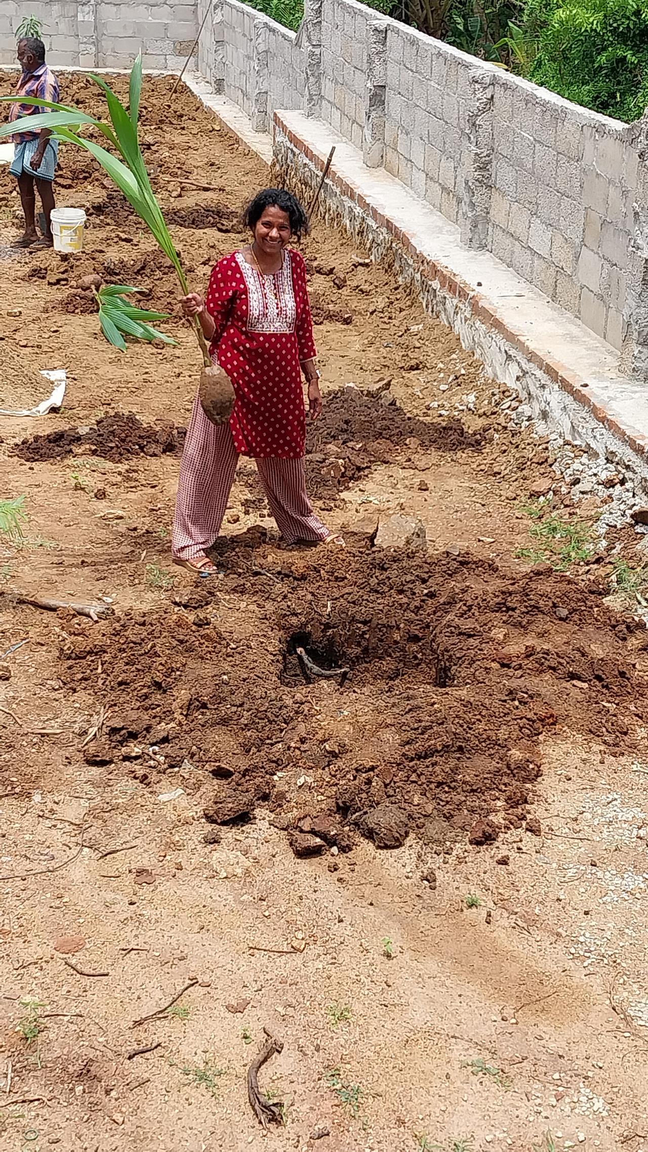 sandhya_planting_2.jpg