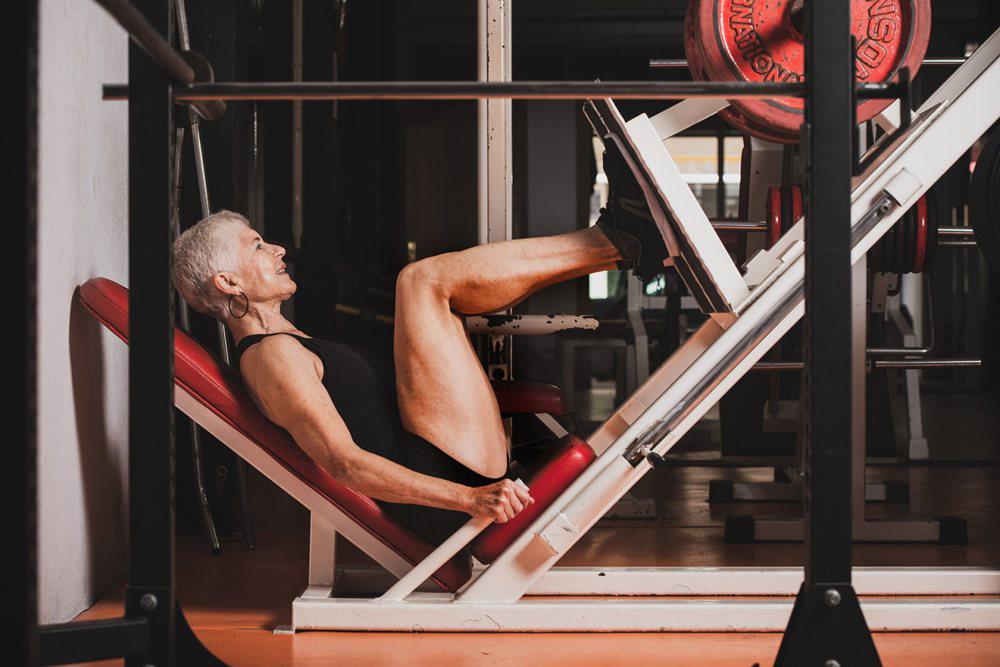 senior-workout-1000x667.jpeg