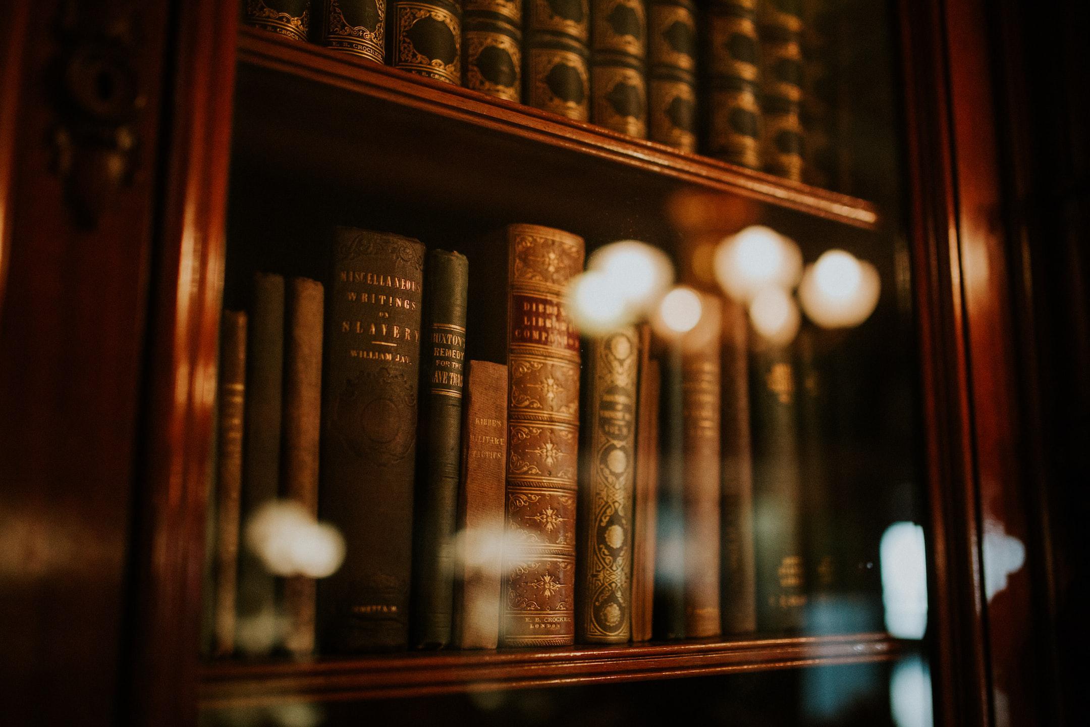 Image of a bookshelf showing the expertise you can get with virtual legal services.