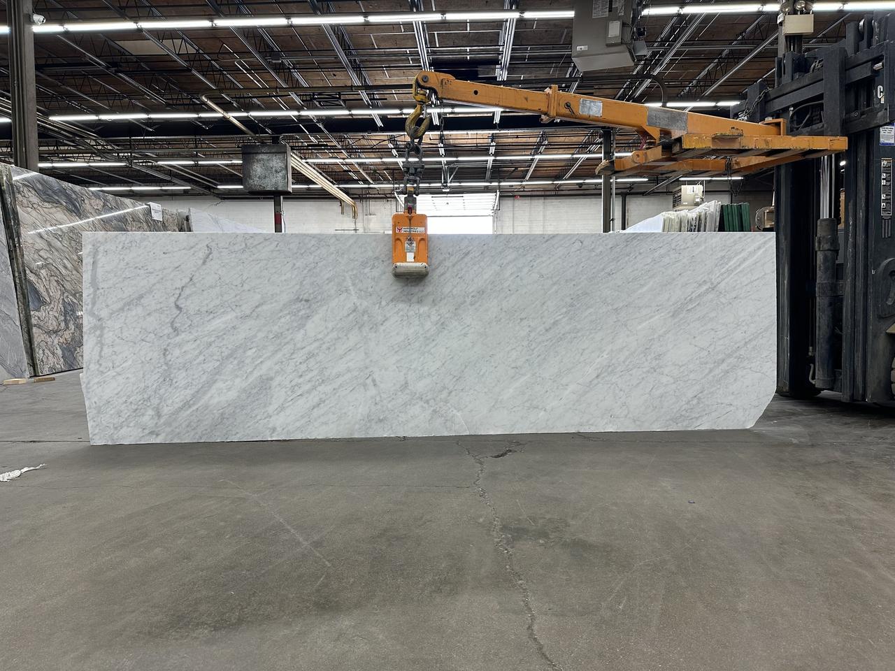 white carrara honed 2cm 135x39.jpeg