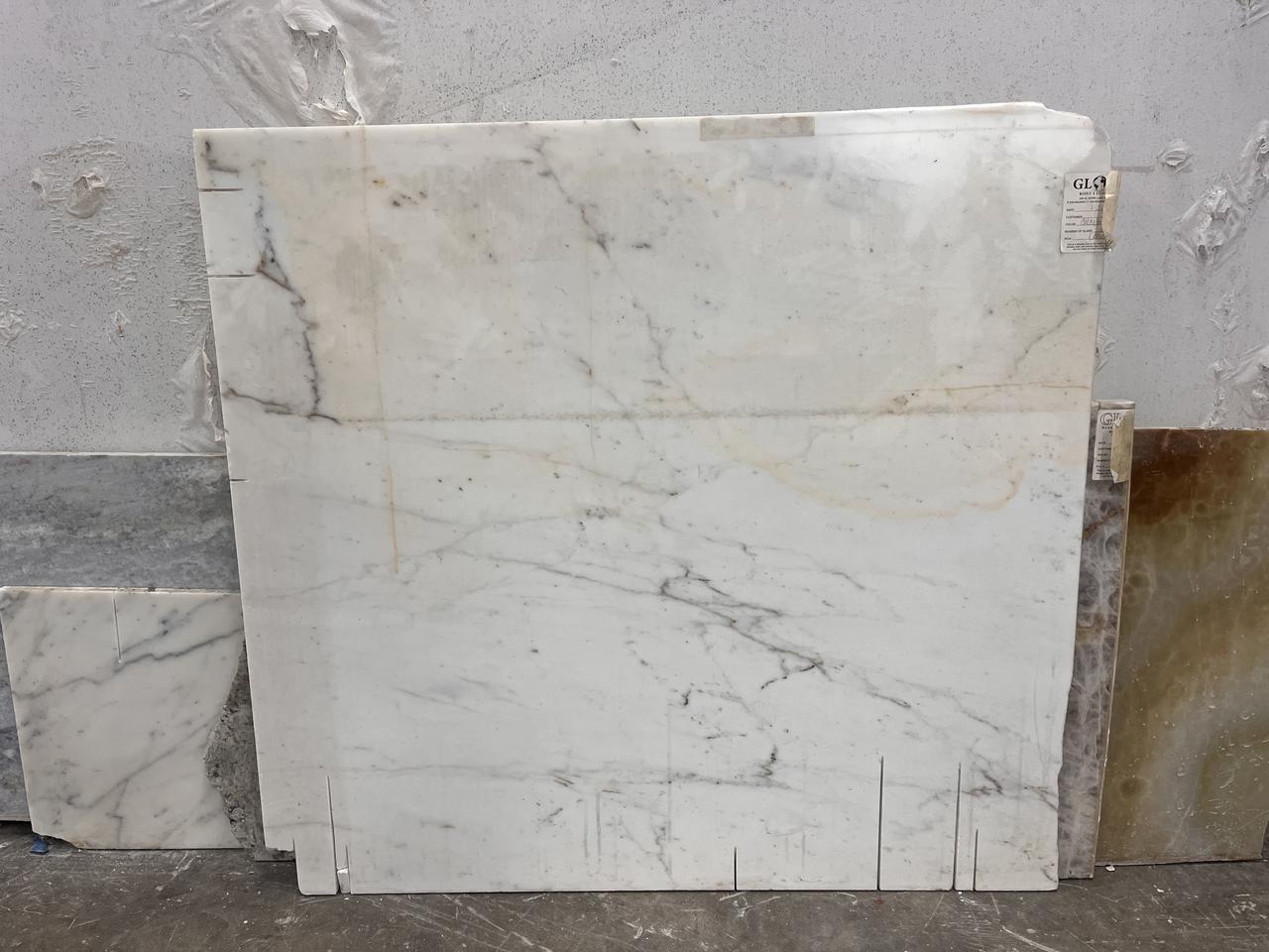 calacatta gold marble 2cm 44x35.jpg
