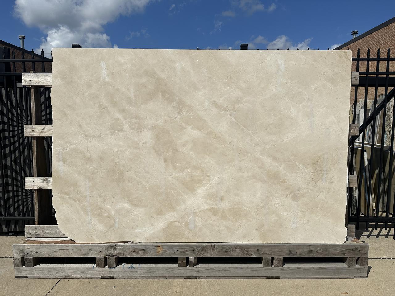 crema marfil 2cm 4:16:26 113x72.jpg