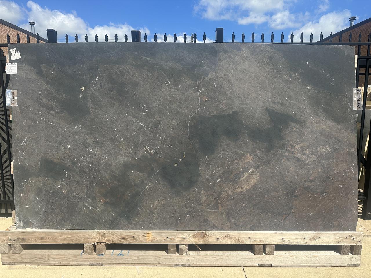 breccia imperiale leather 125x68.jpg
