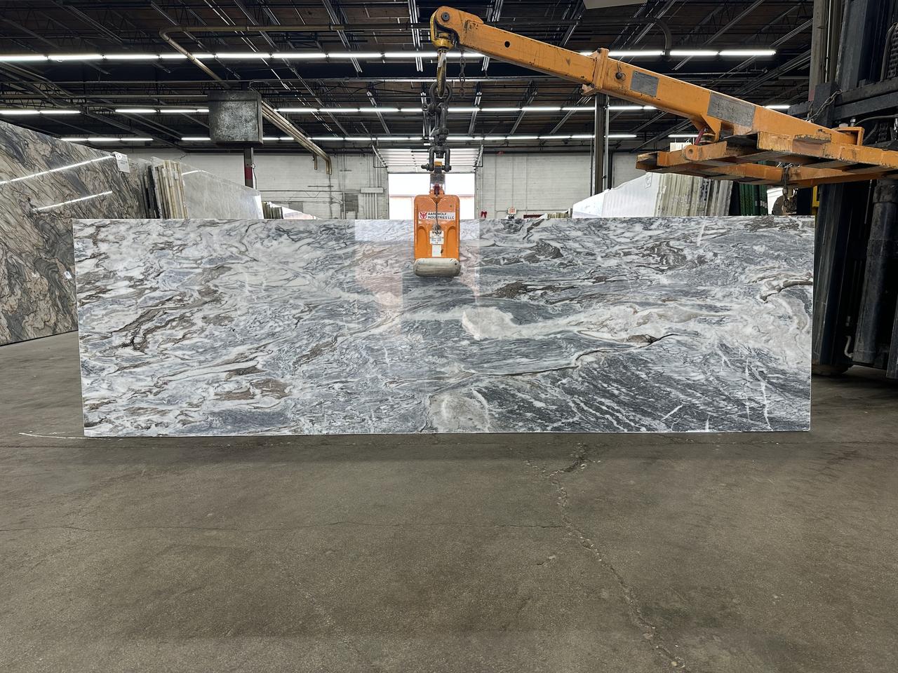 ocean taupe lux 2cm 114x34.jpg