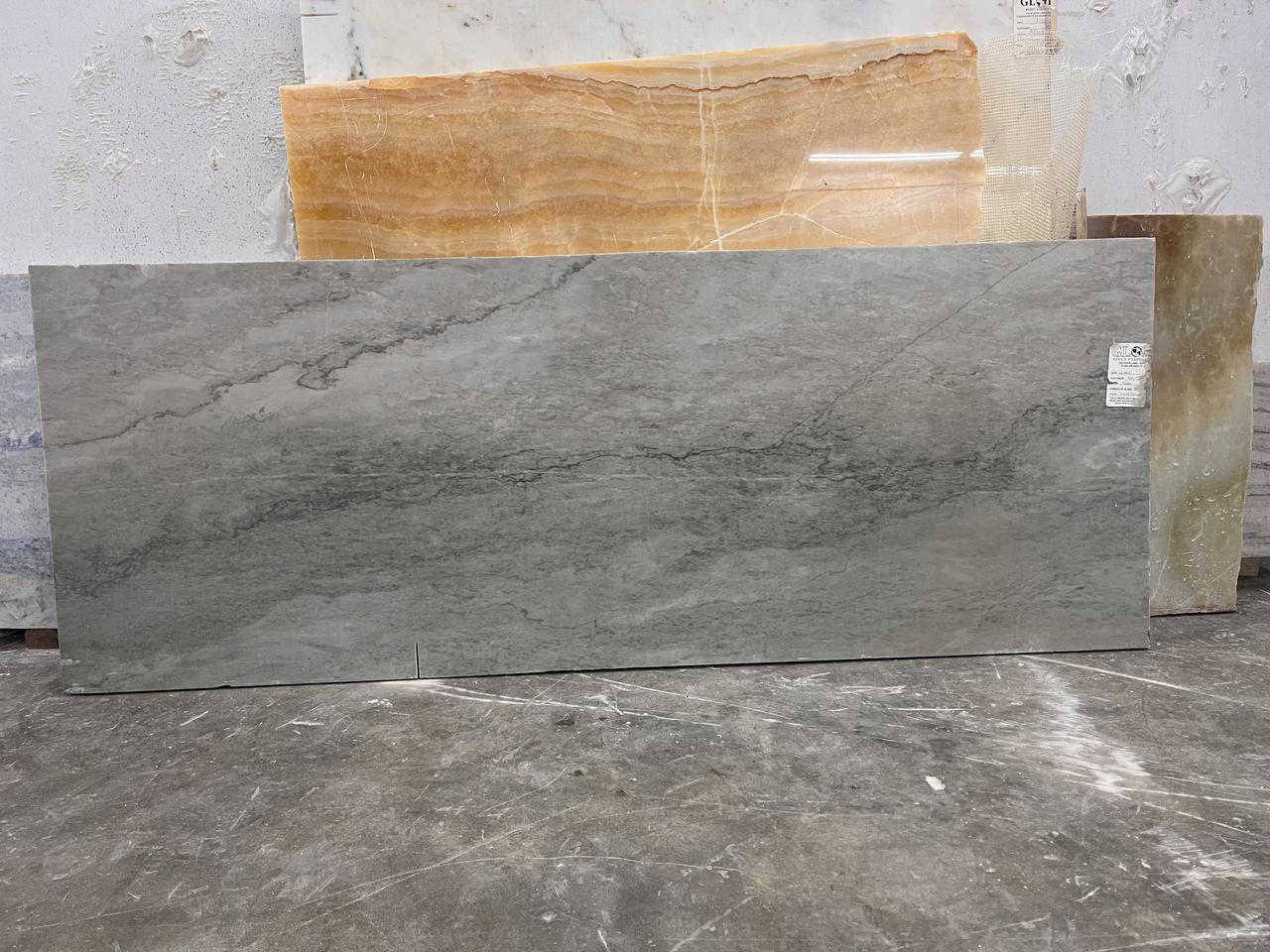pompei quartzite 68x25.jpg