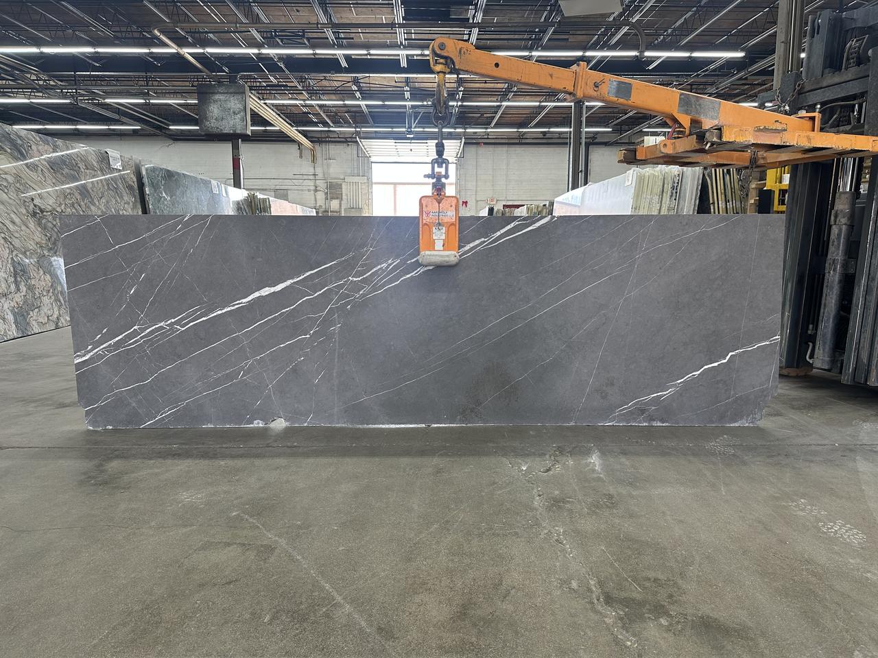 pietra grey honed 128x38.jpg