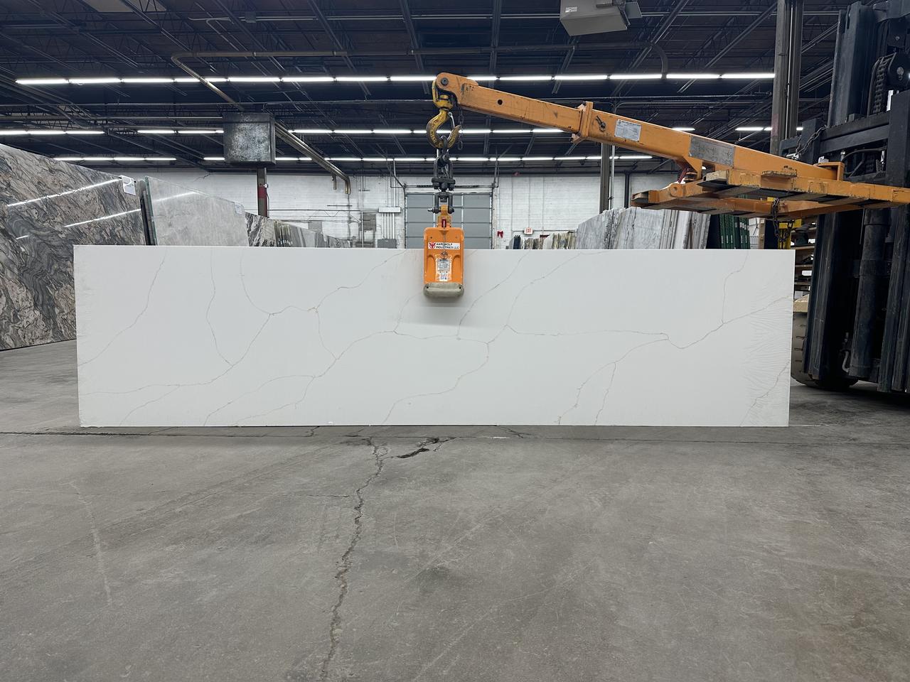 calacatta zion 126x32.jpg