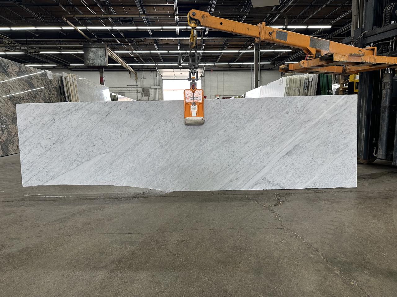white carrara df 119x33.jpg