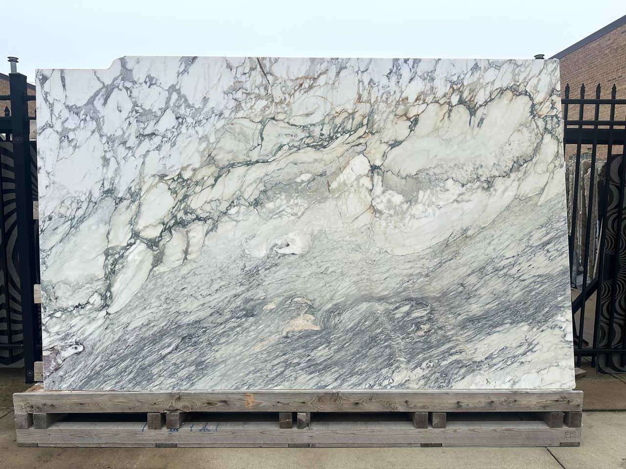 breccia capraia 2cm 127x76.jpg