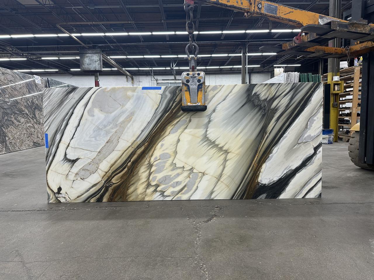 calacatta oyster 91x37.jpg