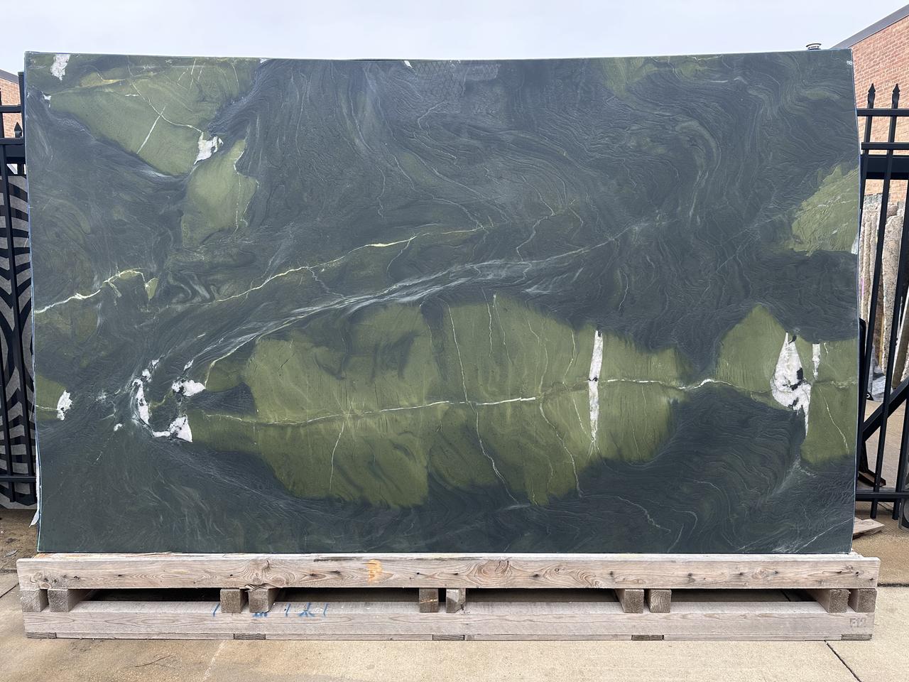 avocatus leather 128x77.jpg