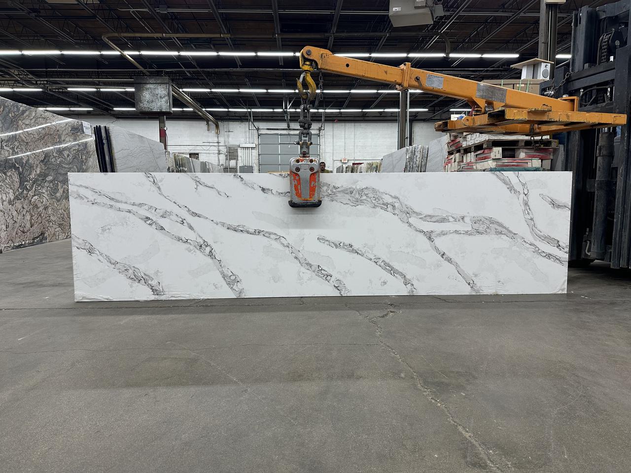 calacatta ranger 126x32.jpg