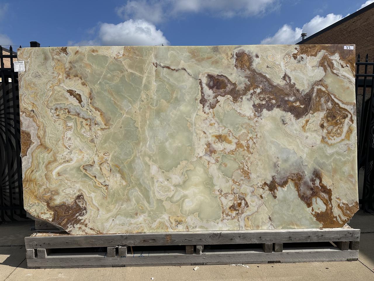 green onice 2cm 134x74.jpg