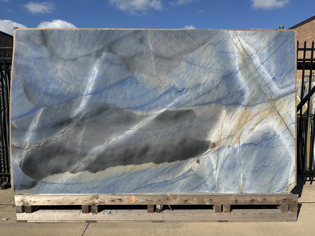 azul macauba 2cm 136x78.jpg