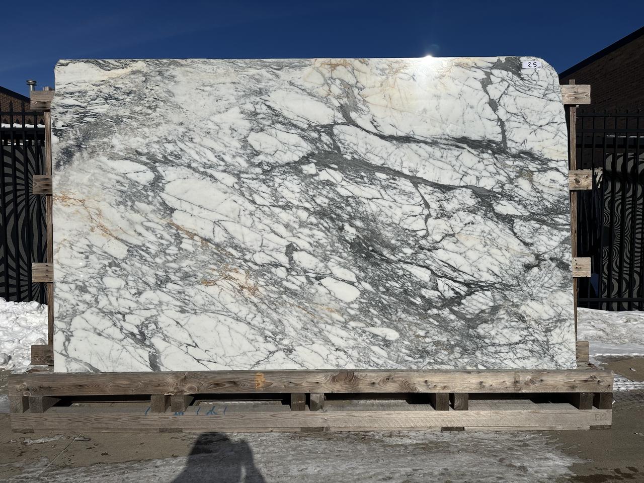 calacatta fabricotti 116x70.jpg