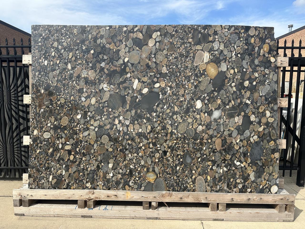 black marinace 117x79.jpg