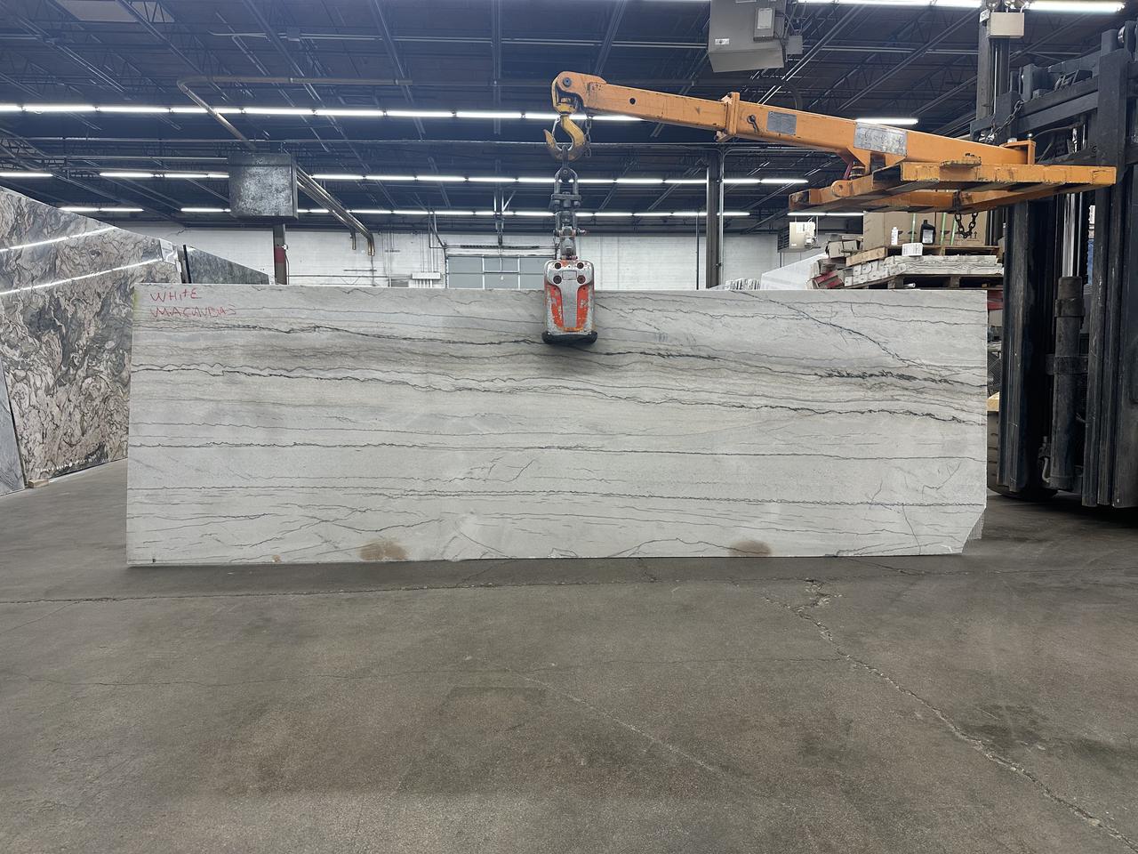 white macauba 2cm 128x40.jpg