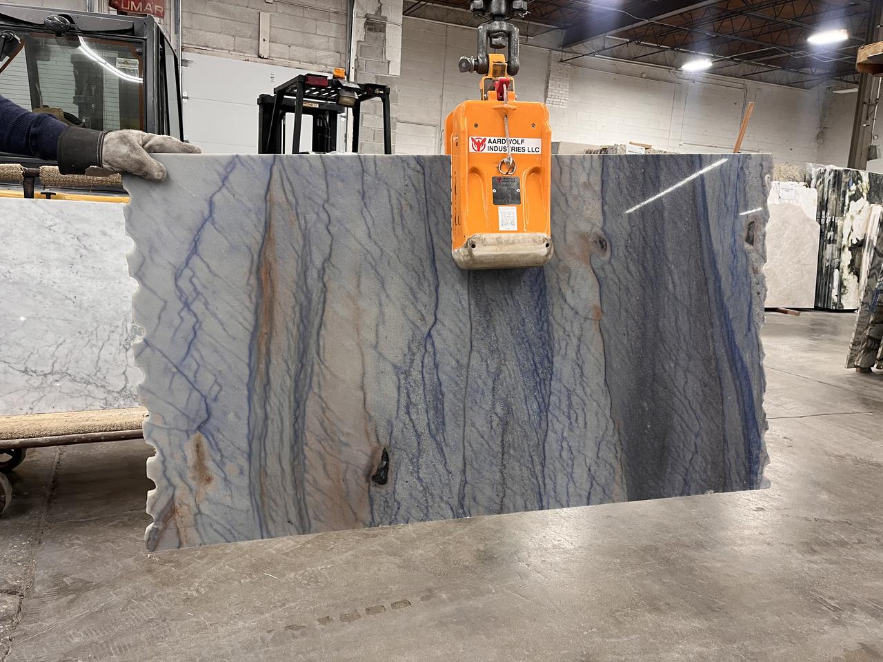 azul imperiale quartzite 49x29.jpg