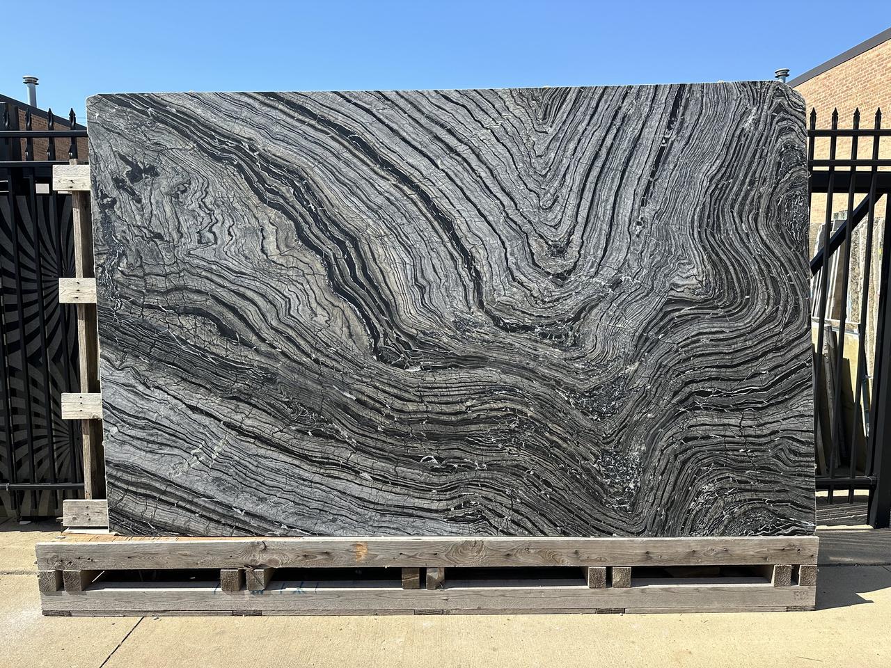 kenya black leather dolomite 122x76.jpeg