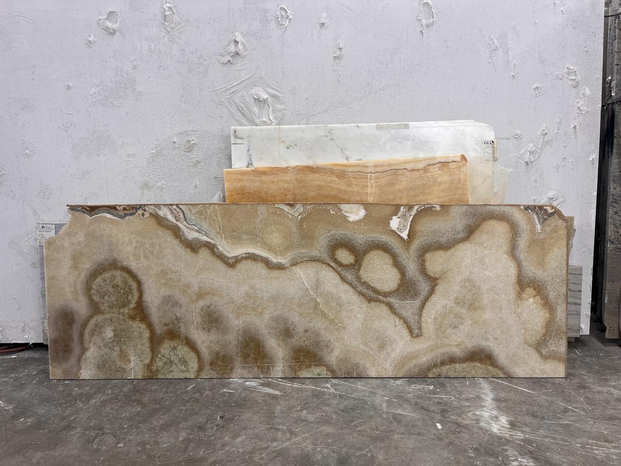 honey onyx 2cm 91x30 (cracked).jpg