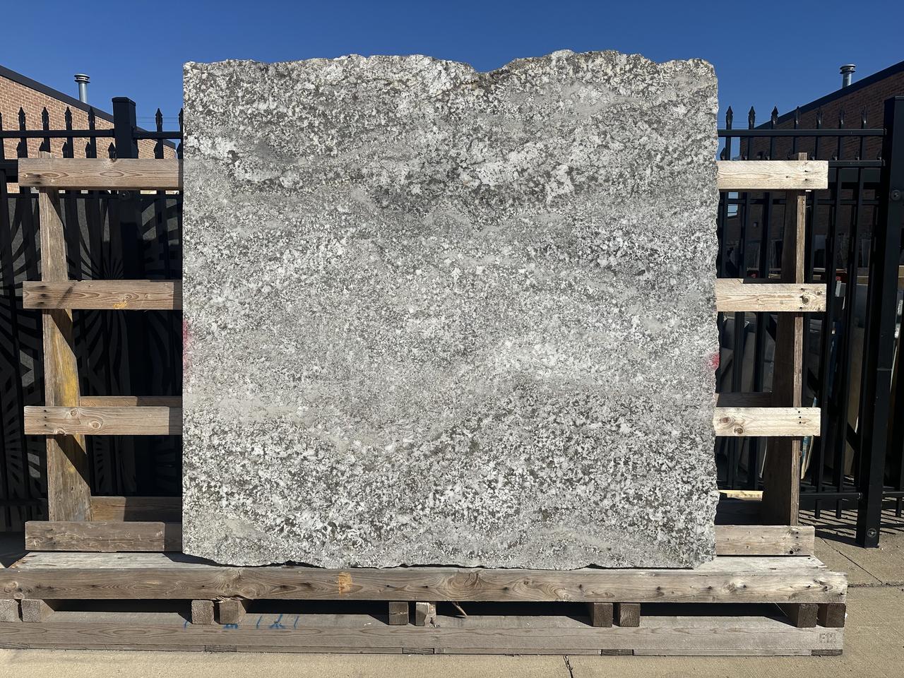 bianco antico 83x75.jpg