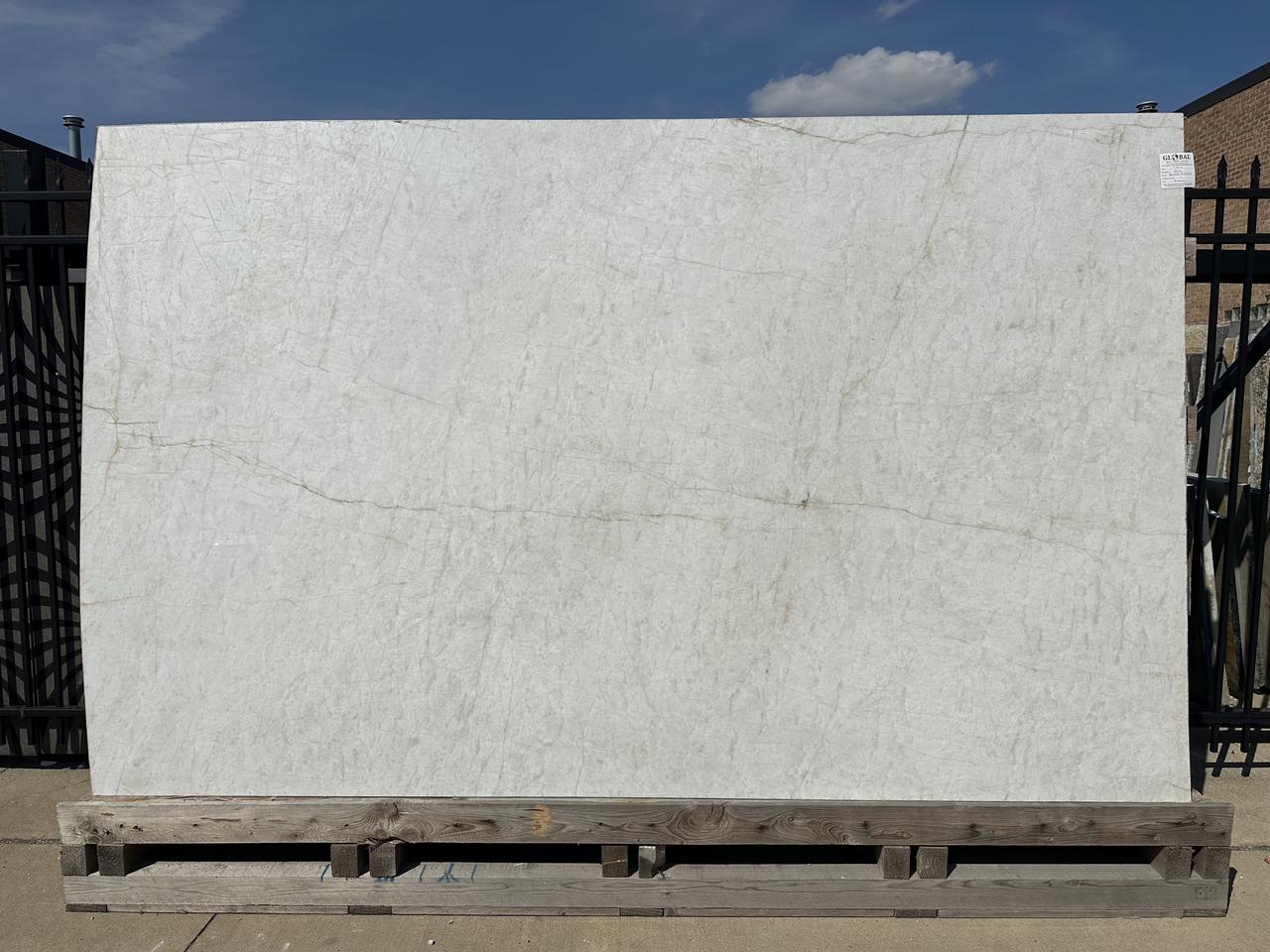 white desert 2cm 127x78.jpg