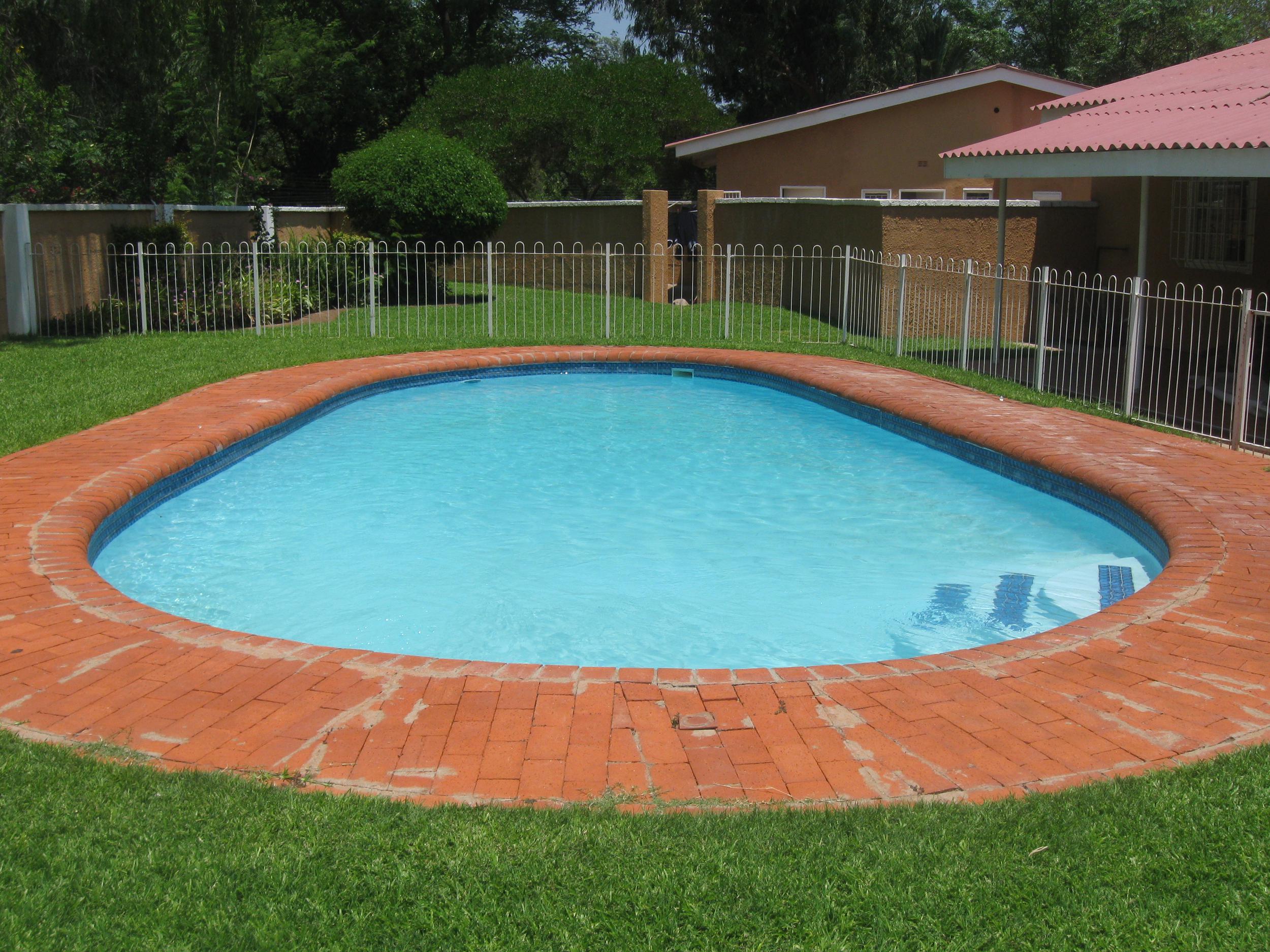 pool.jpg