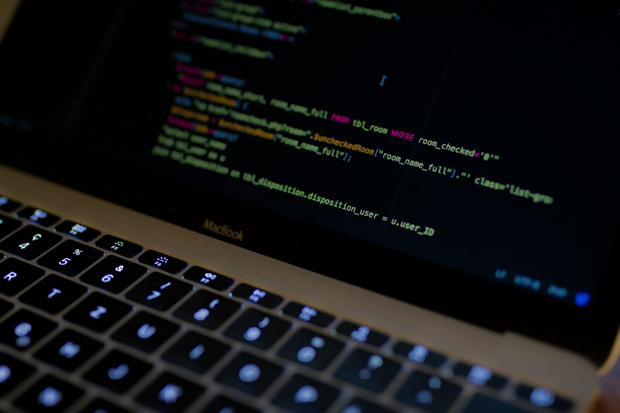 Coding SQL Query in a PHP file using Atom; my favourite editor to work on web projects