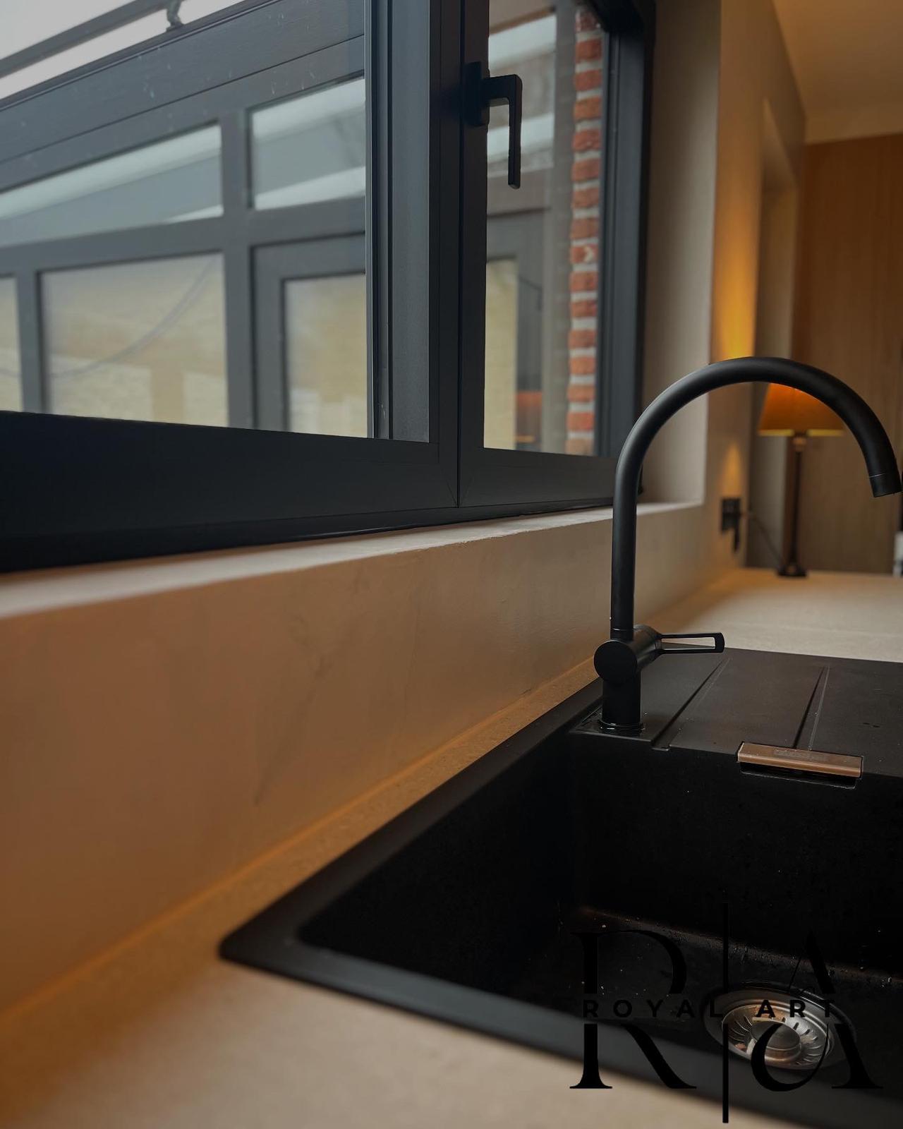 a013e954-8a7e-42fe-93c0-c8a6edb69f1f 2.jpg