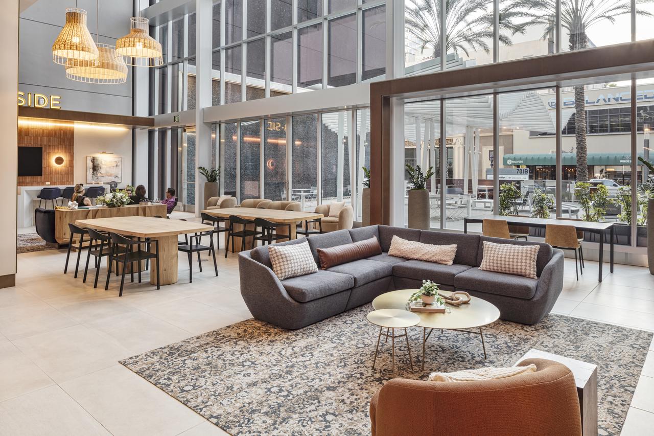 701 b street - int grd (28).jpg