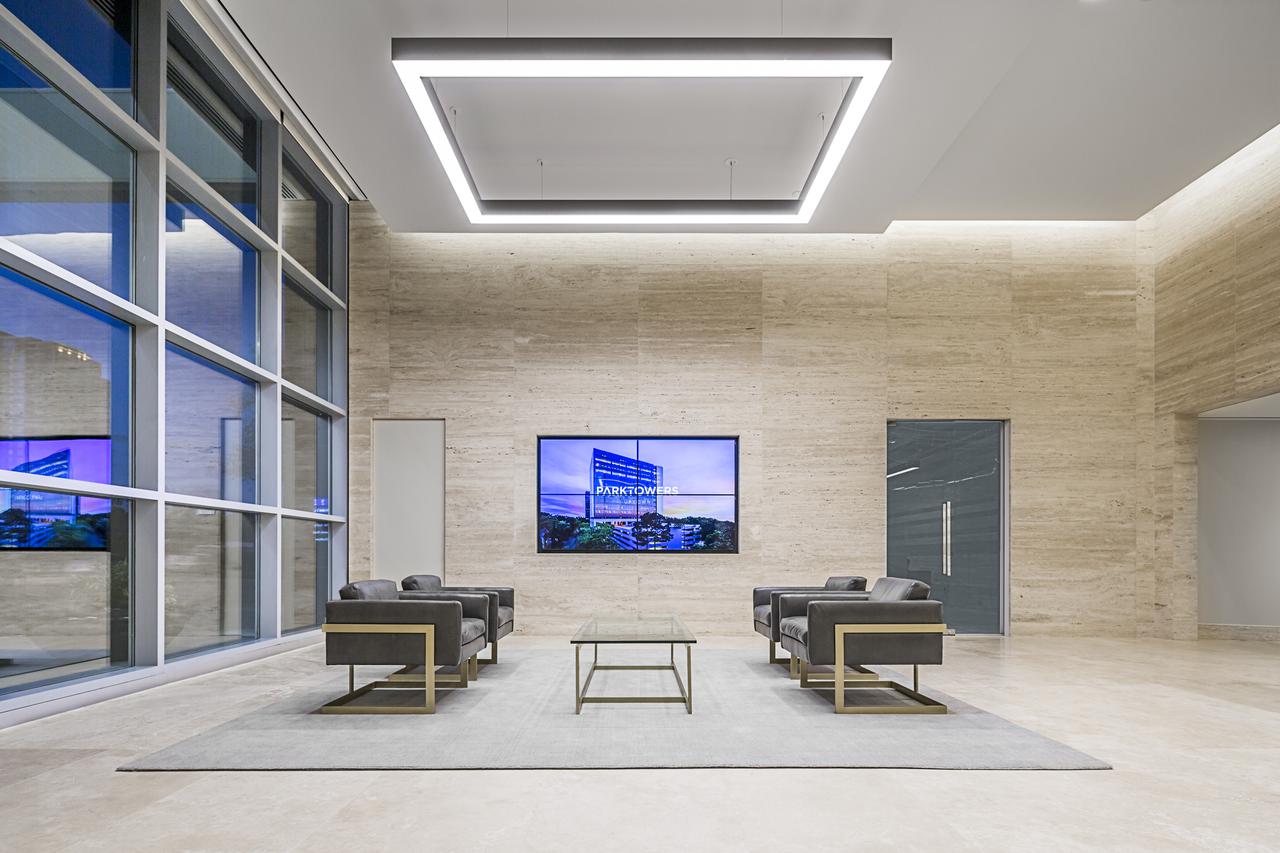 park towers_mabry campbell_20170112-campbell-_h6a9530.jpg