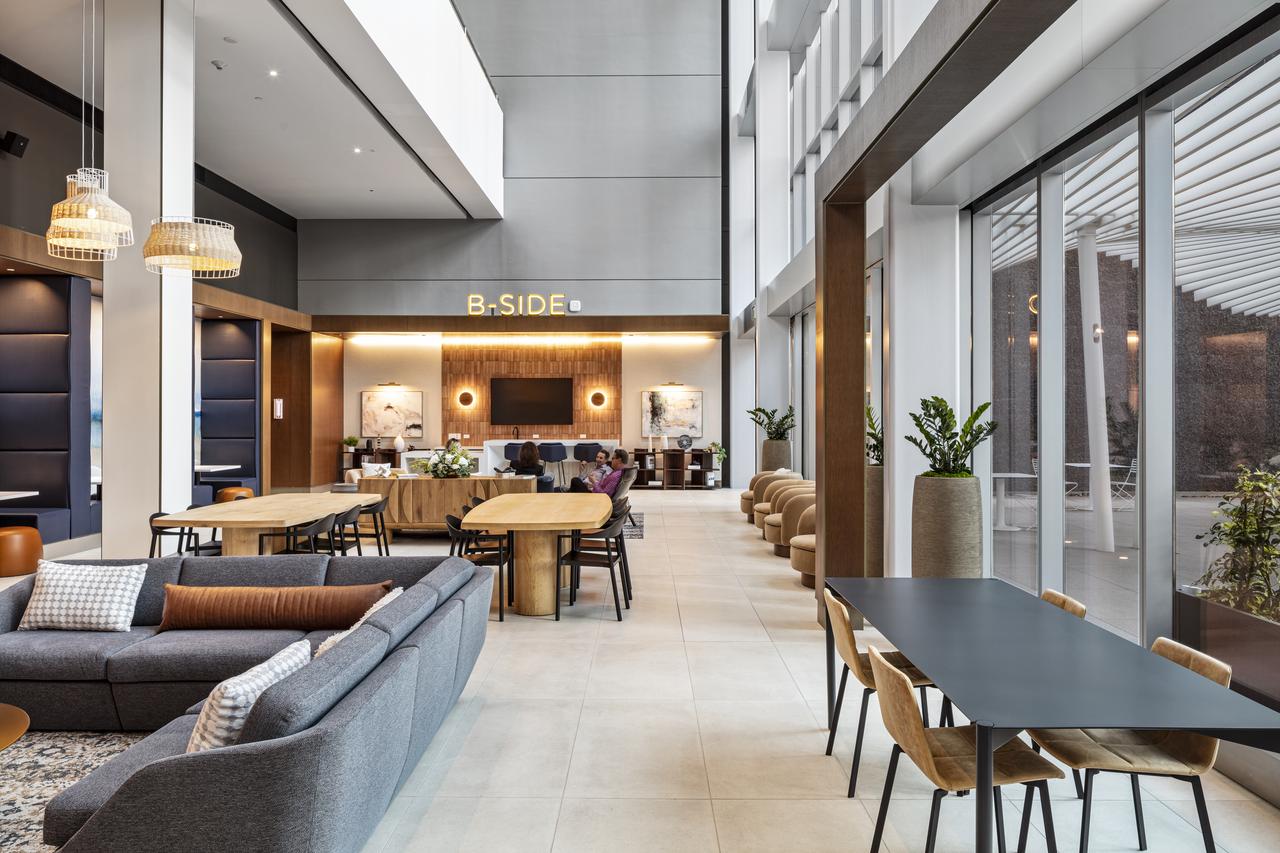 701 b street - int grd (29).jpg