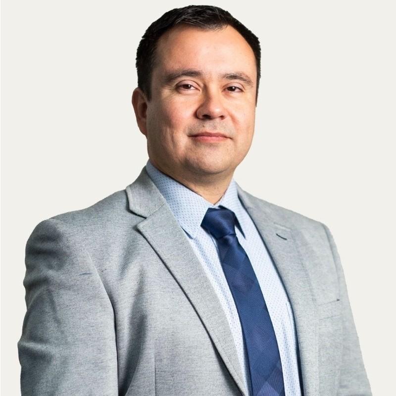 hugo_linkedin.jpeg