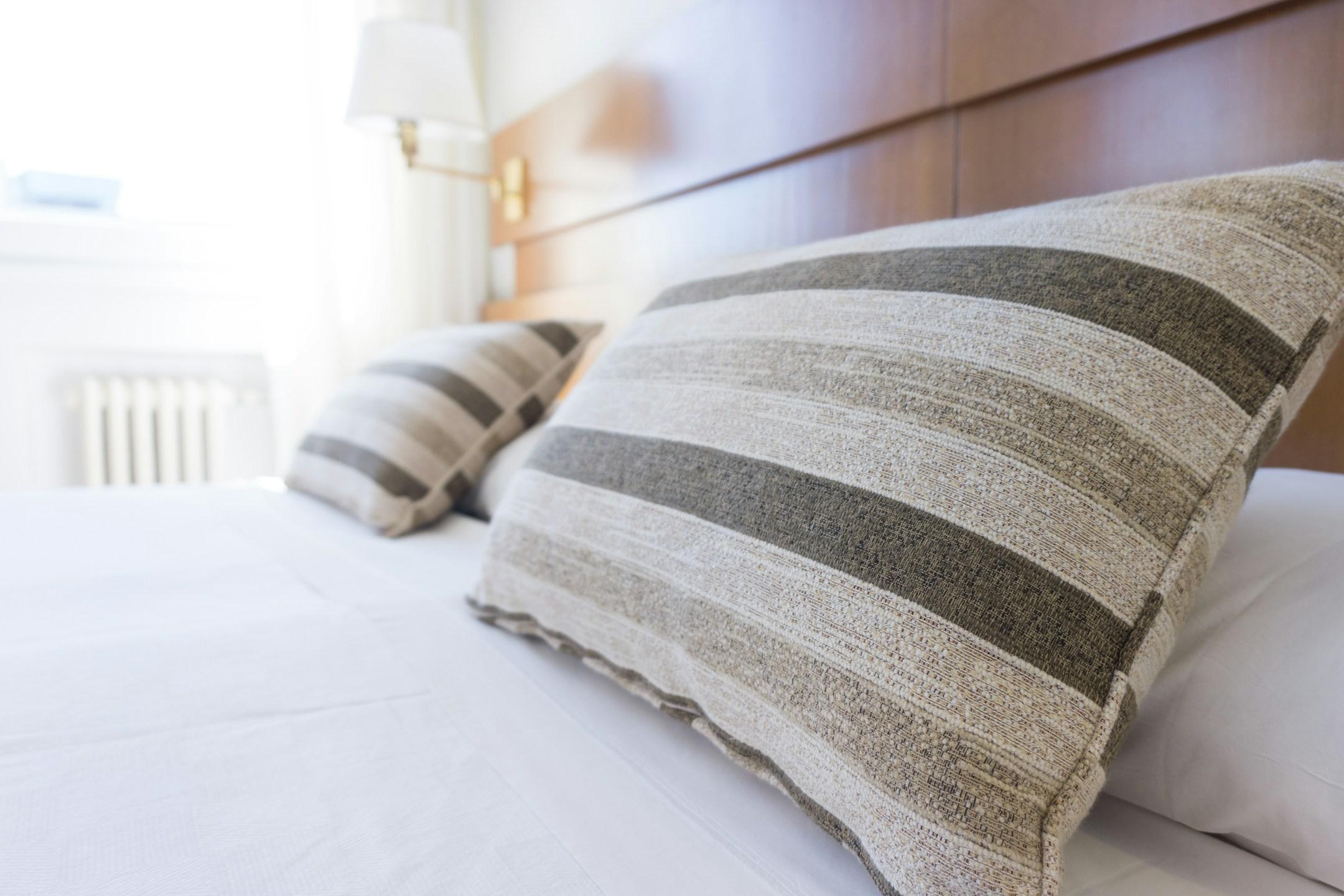 <strong>Hotel, Villa visits & House calls</strong>