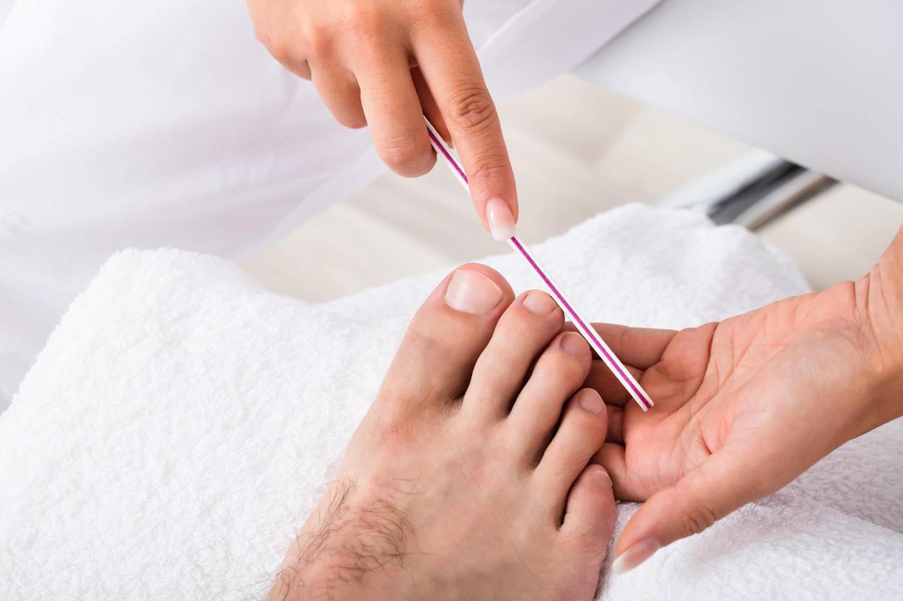 pedicure-for-men-dubai.jpg