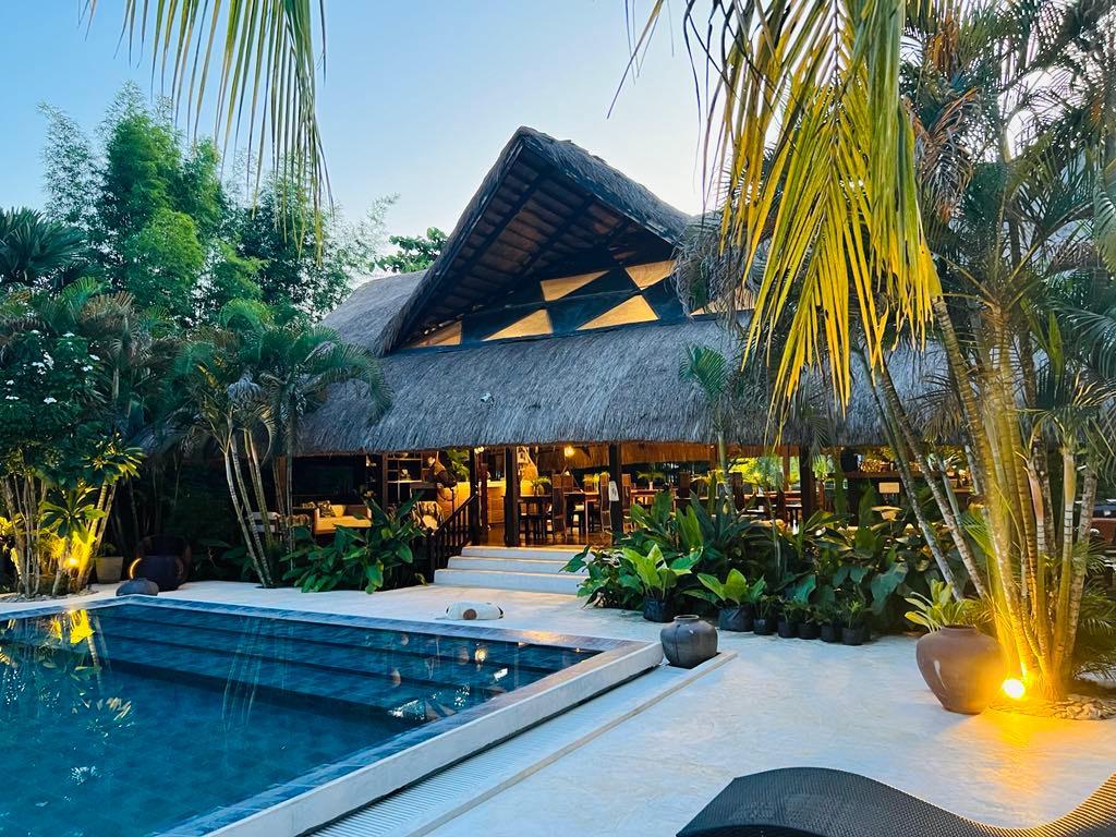 Lio Villas Resort gardens and facilities