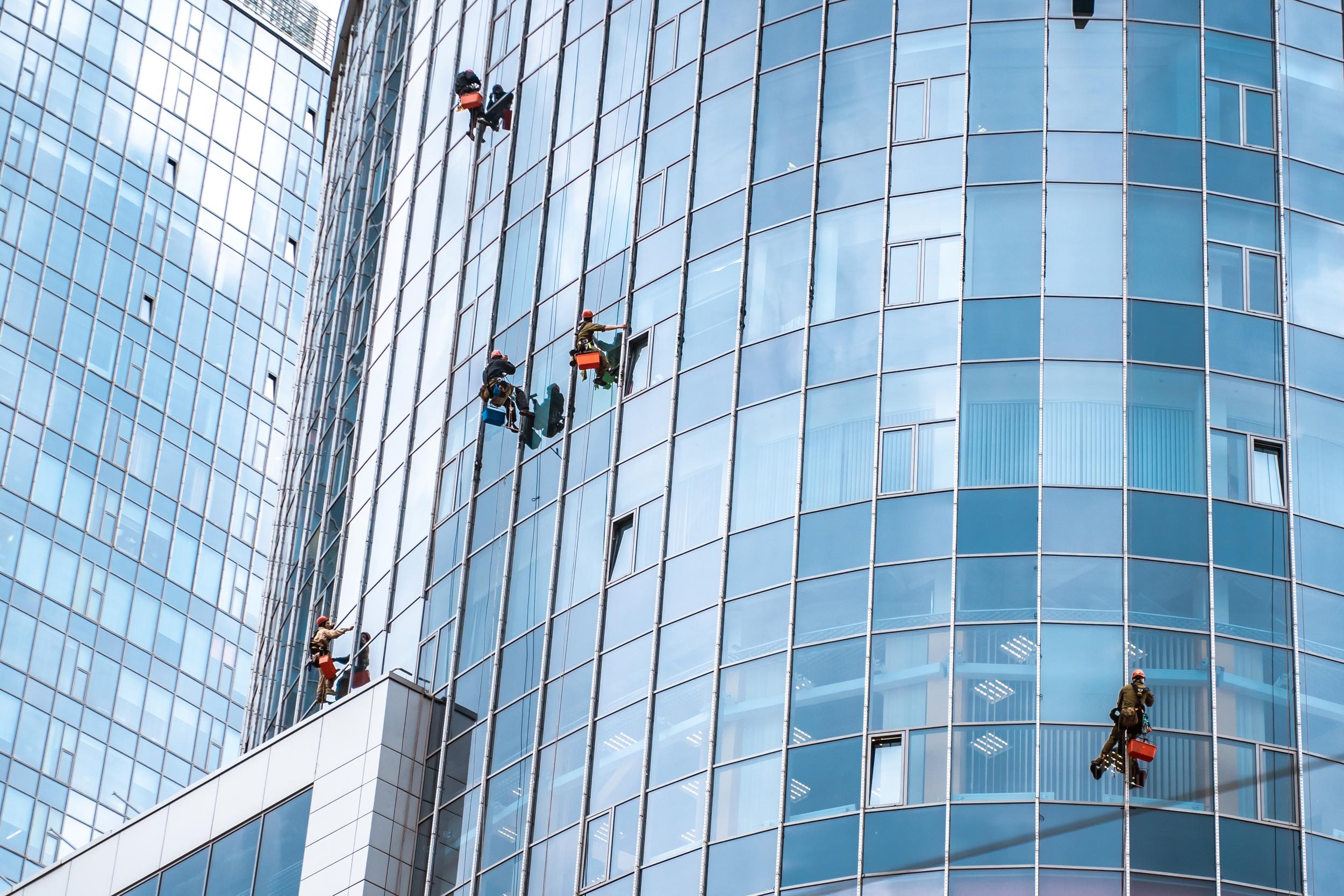 workers-washing-windows-office-building.jpg