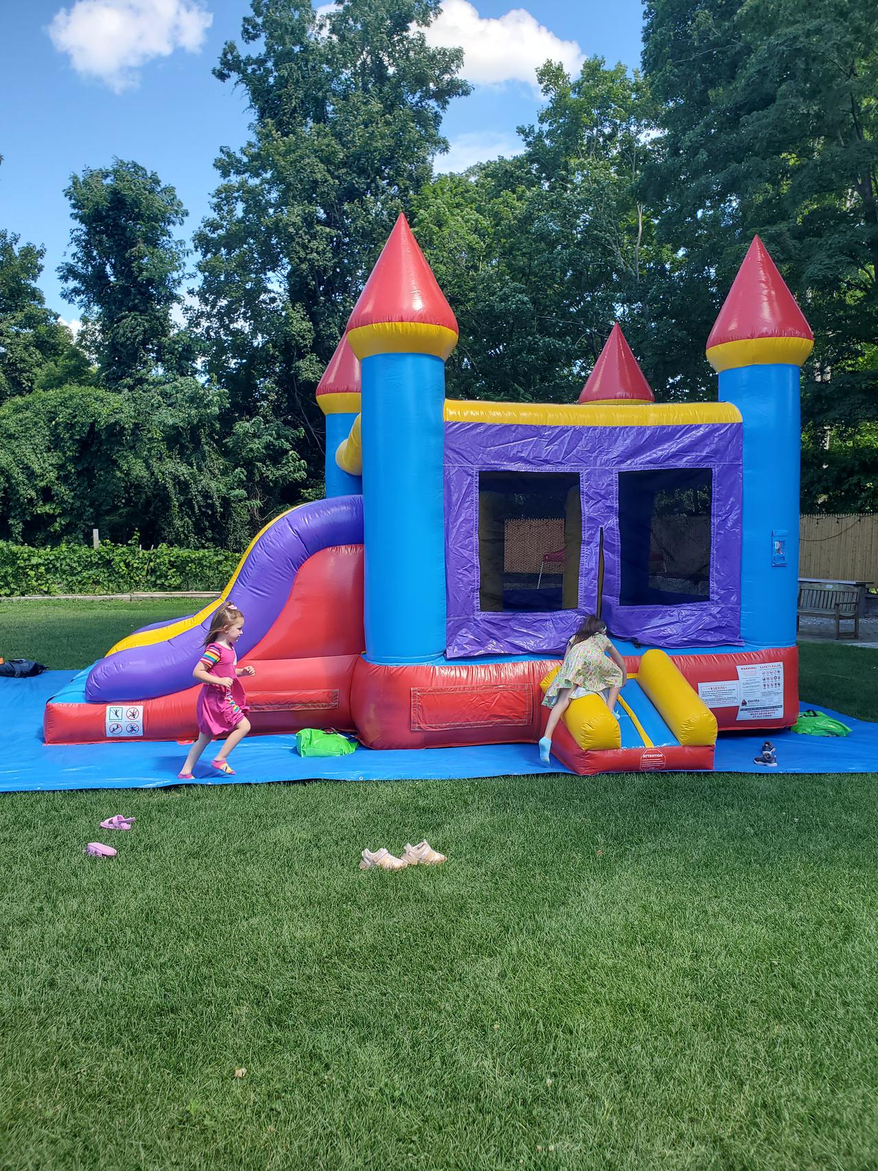 Bargain Jumpers LLC Hartford, CT Bounce House Rentals