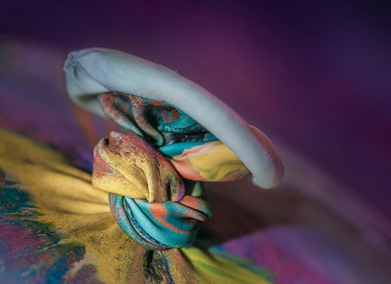 Balloon Knot Macro