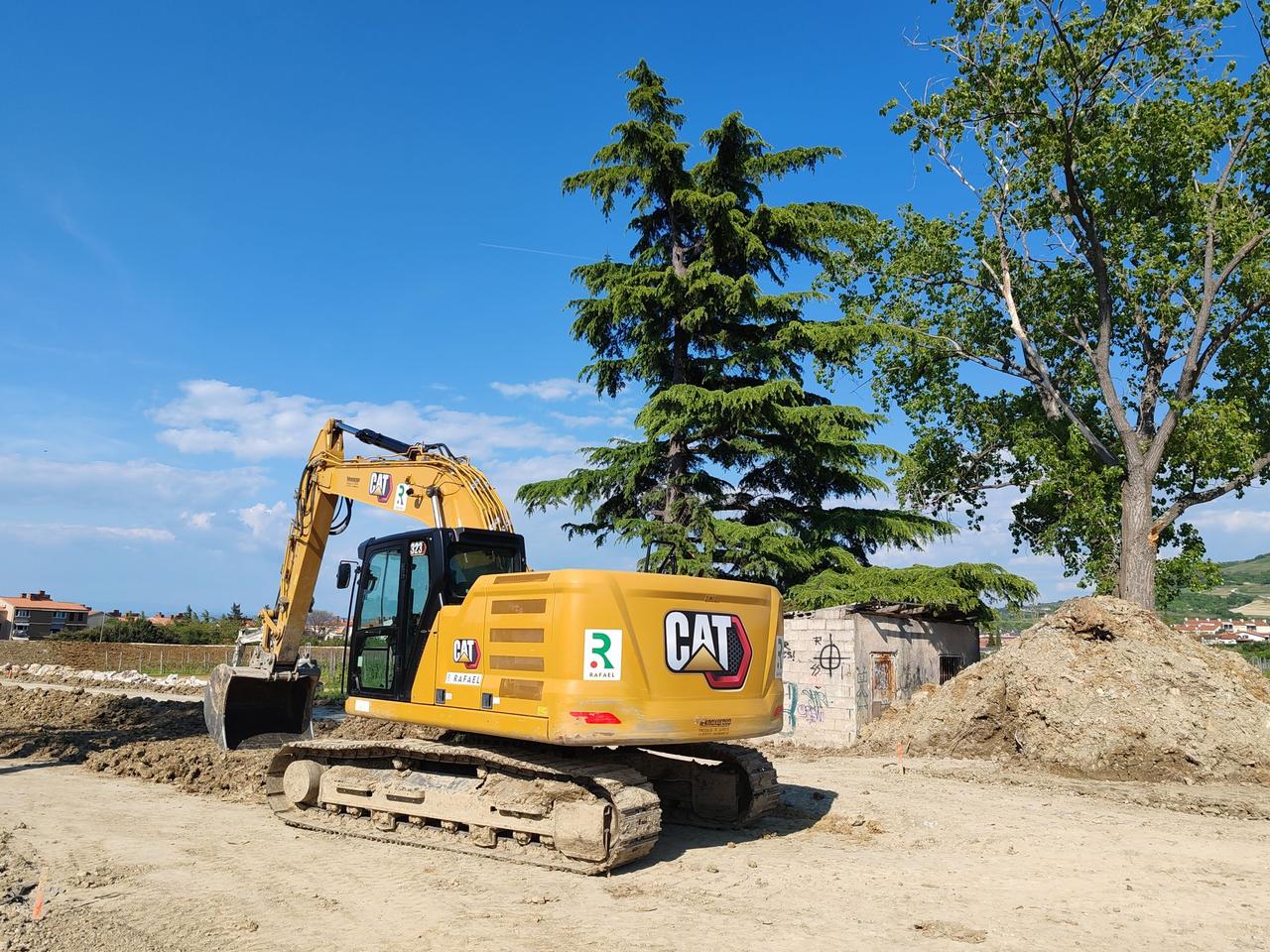 Construction equipment and tools