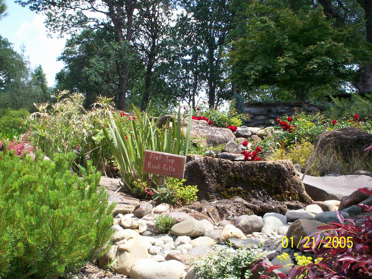 commercial landscaping redding