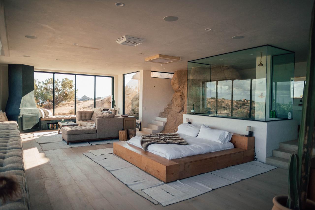 The Juniper Room, Whisper Rock Ranch, Joshua Tree, California

If you find my photos useful, please consider subscribing to me on YouTube for the occasional photography tutorial and much more - https://bit.ly/3smVlKp 