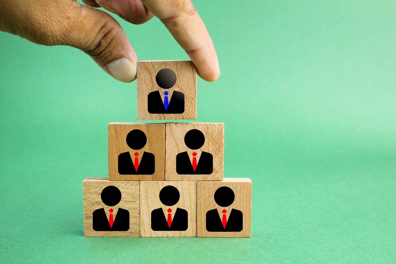 hierarchy-and-leadership-concept-with-wooden-block-2026-03-23-23-03-44-utc.jpg
