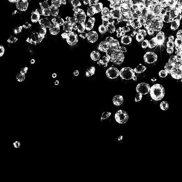640e0727760bf351b18e221f_diamonds_v2.jpeg