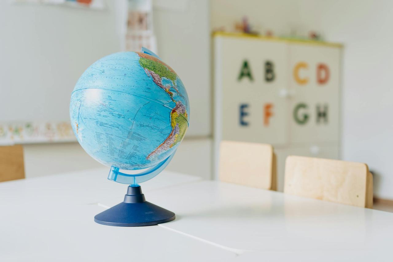 Bilingual therapy services in Arabic and English by licensed psychologists in Lebanon