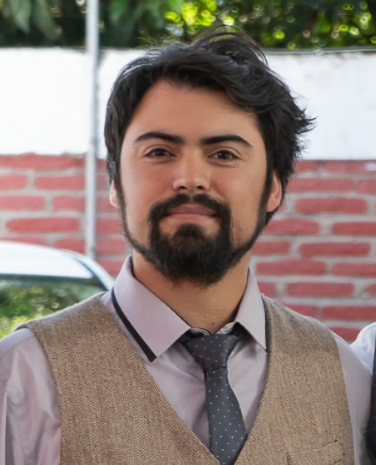clau.jpg