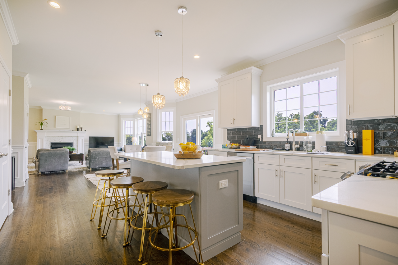 listing photos (2).png