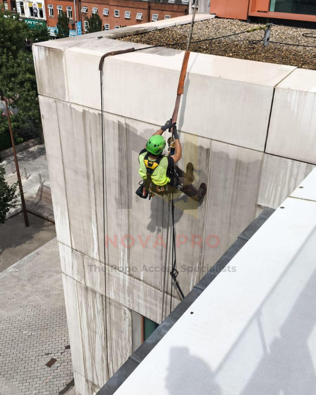 professional façade cleaning services_abseil_nova_pro.jpg