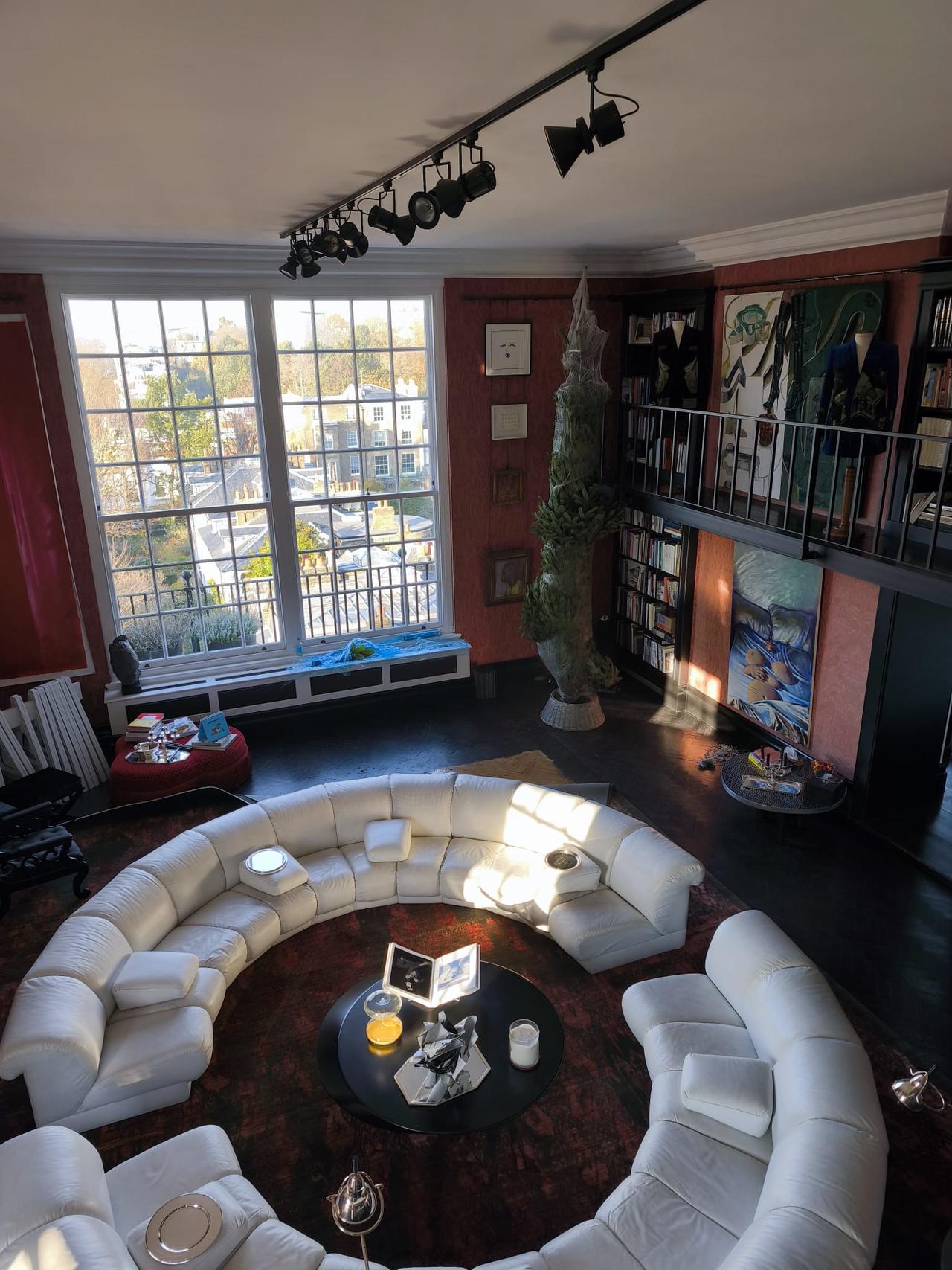 christmas tree in.jpg